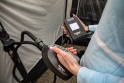 Vango AirBeam Zephyr Tent & Awning Pump 8 Vango AirBeam Zephyr Tent & Awning Pump -Vangi Camping Shop 2021 vango lifestyle essentials zephyr powerebank hi 2