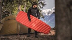 Robens HighCore 80 Lightweight Airbed 9 Robens HighCore 80 Lightweight Airbed -Vangi Camping Shop 310095 highcore 80 feature photo 4