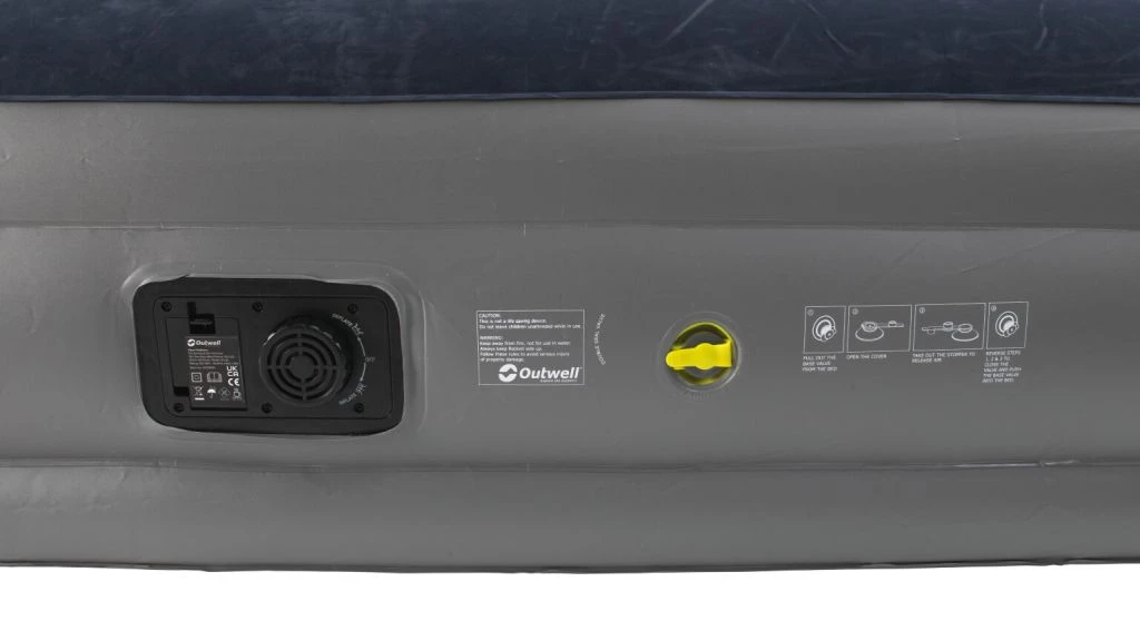 Outwell Flock Superior Double Airbed With Built-in Pump 4 Outwell Flock Superior Double Airbed With Built-in Pump - Image 2